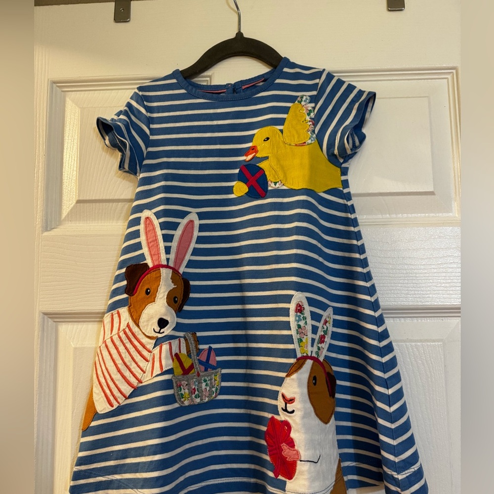 Mini Boden 3/4 Easter Applique dress